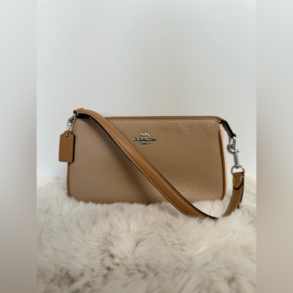 Nolita 19 In Colorblock (silver/sandy beige multi)